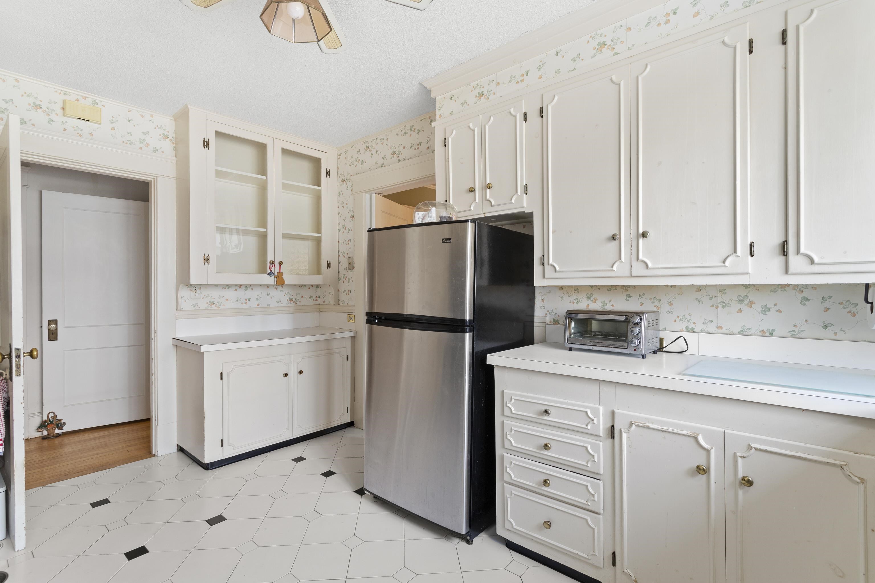 209 Ray Street Manchester, NH 03104 - Photo 24 of 35 Gallery Image 24