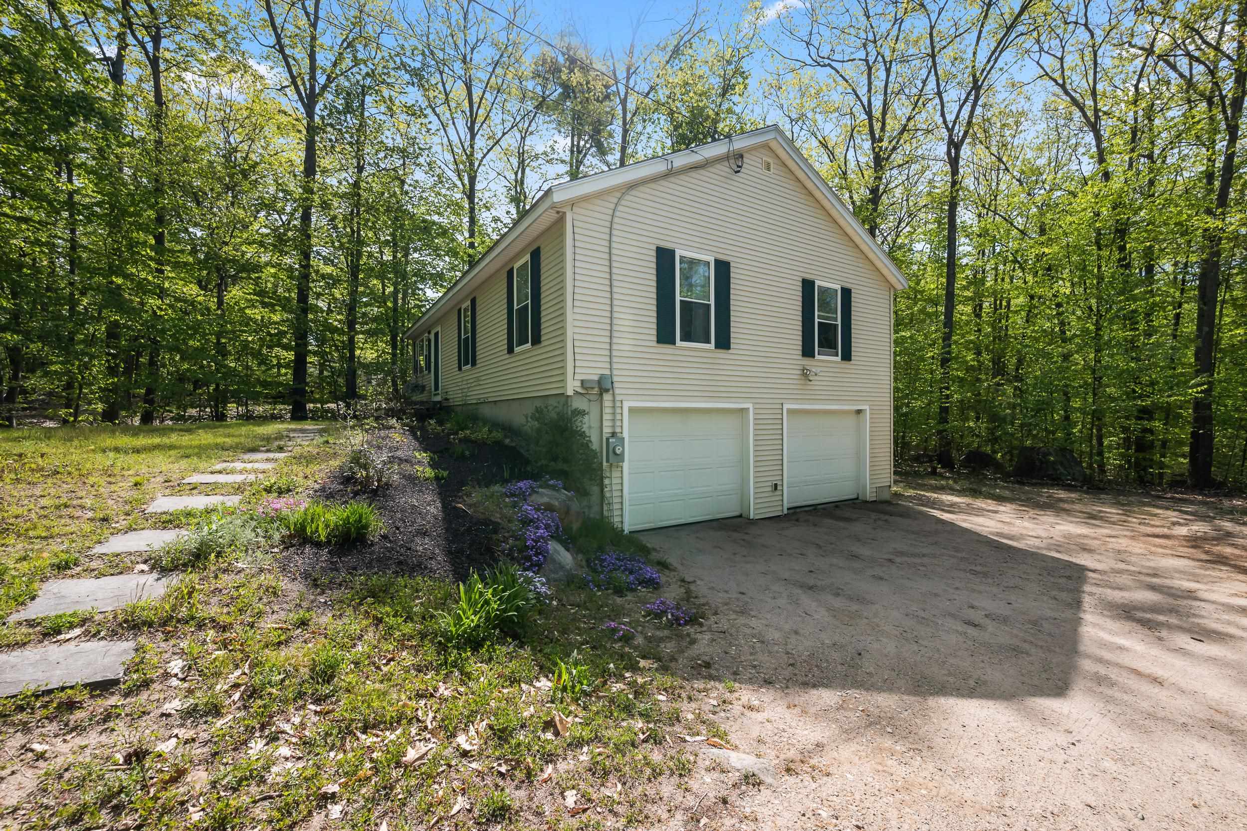 355 Bonnyman Road Wakefield, NH 03830 - Photo 2 of 38