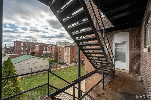 $199,900 | 4957 McPherson Avenue, Unit 57D, St. Louis, MO 63108