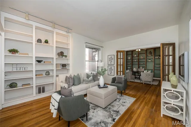 $199,900 | 4957 McPherson Avenue, Unit 57D, St. Louis, MO 63108