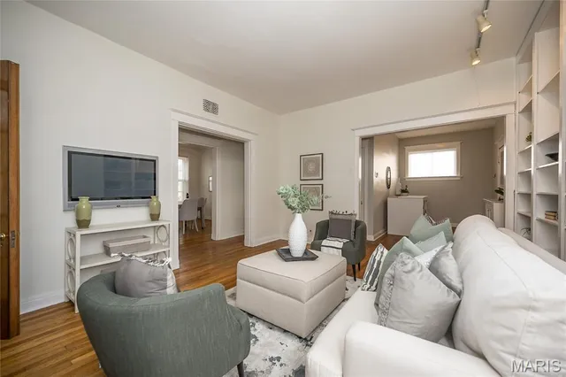 $199,900 | 4957 McPherson Avenue, Unit 57D, St. Louis, MO 63108