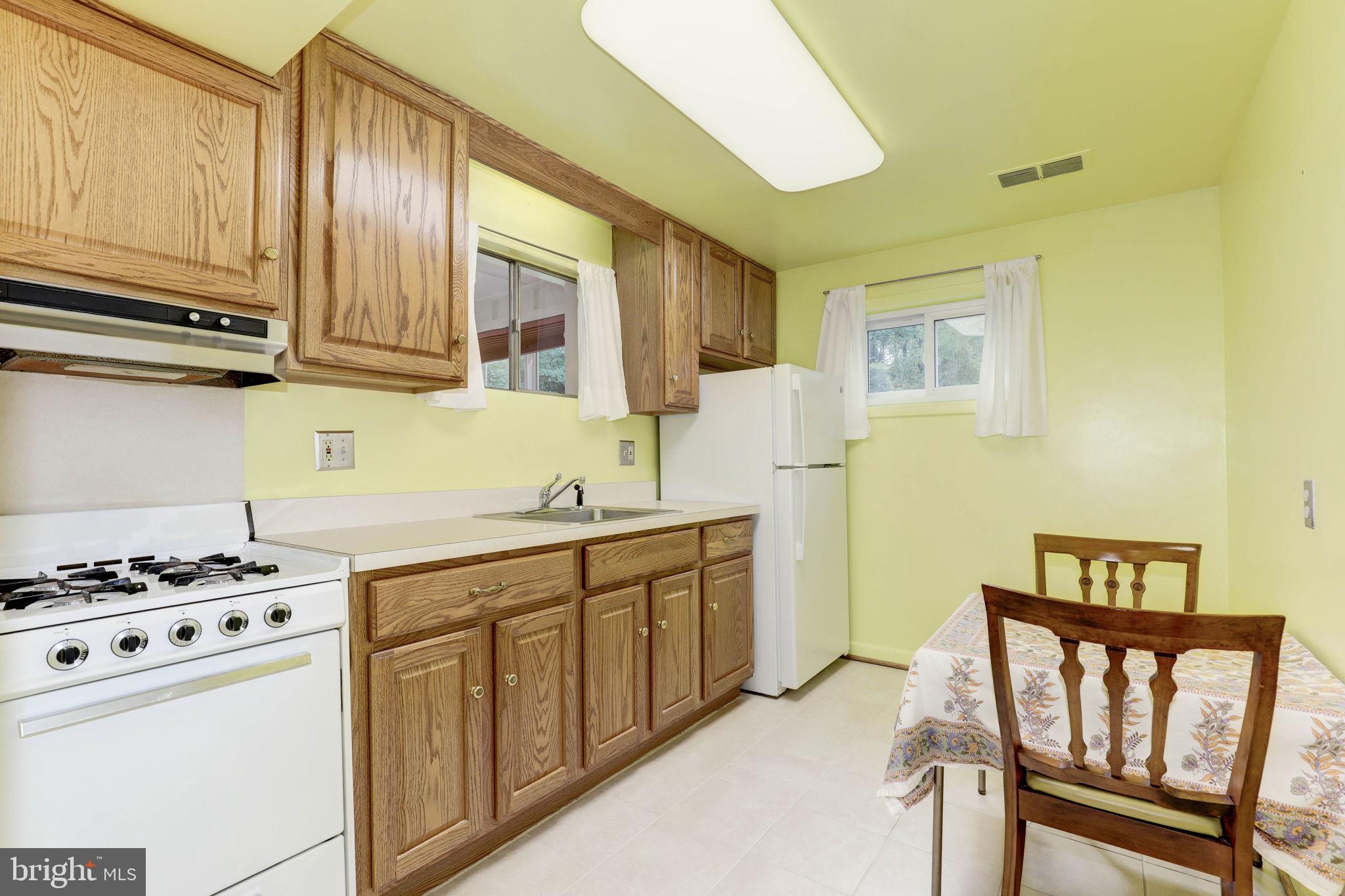6222 Rockhurst Road Bethesda, MD 20817 - Photo 33 of 52 2nd kitchen