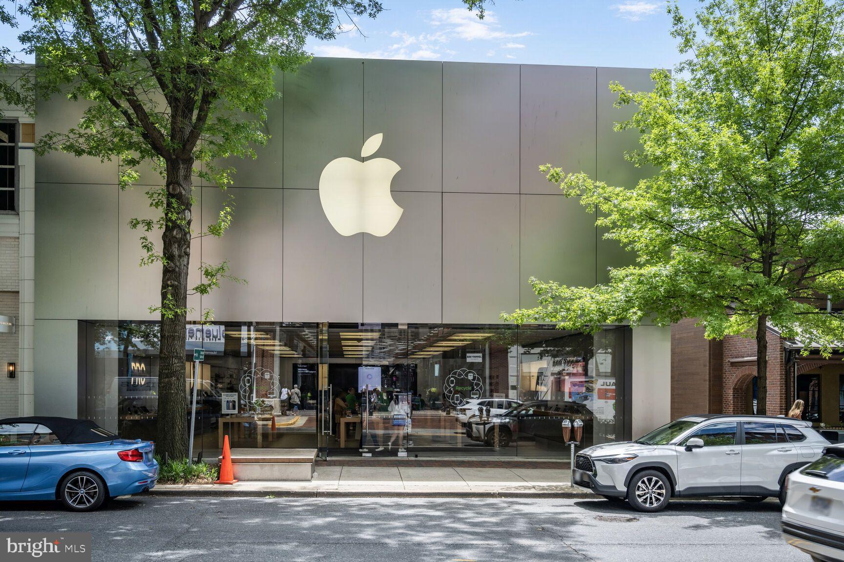 6222 Rockhurst Road Bethesda, MD 20817 - Photo 48 of 52 Apple Store in downtown Bethesda