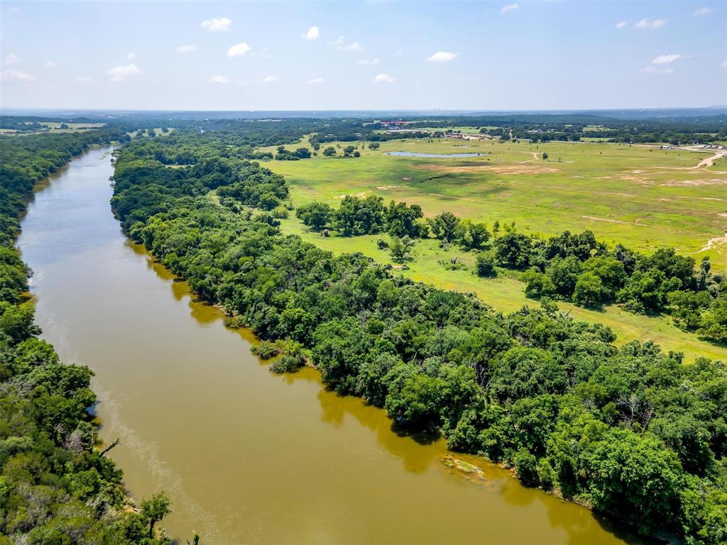 1152 County Road 317 Rainbow, TX 76077 - Photo 2 of 17