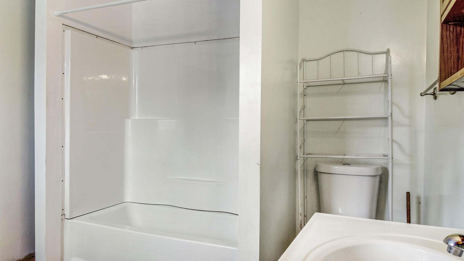 73 Harrison Avenue Gardiner, ME 04345 - Photo 24 of 40 31_DJI_0039_40_41_42_43_DxO_mls