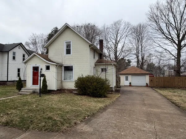 $189,900 | 169 North Kalamazoo Avenue, Vicksburg, MI 49097
