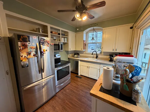 $189,900 | 169 North Kalamazoo Avenue, Vicksburg, MI 49097