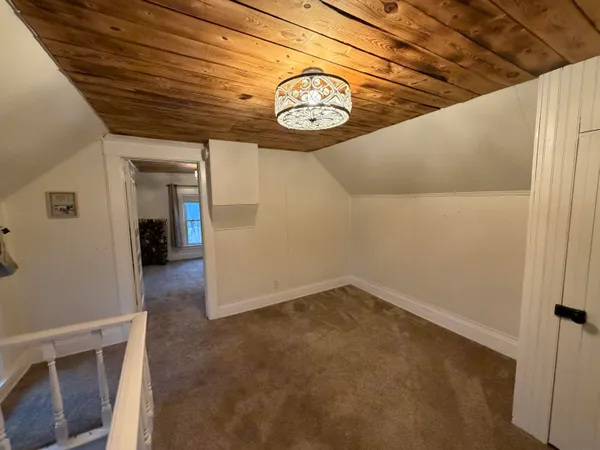 $189,900 | 169 North Kalamazoo Avenue, Vicksburg, MI 49097