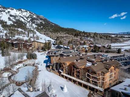 $7,950,000 | 3285 Village Drive, Unit 302, Teton Village, WY 83025