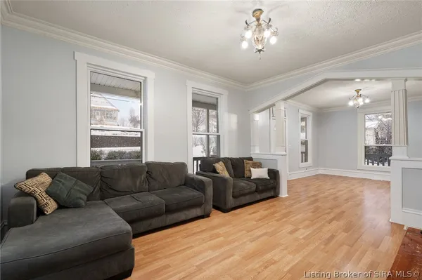 $265,000 | 517 East Walnut Street, Corydon, IN 47112