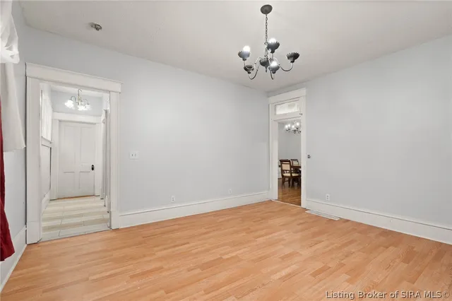 $275,000 | 517 East Walnut Street, Corydon, IN 47112