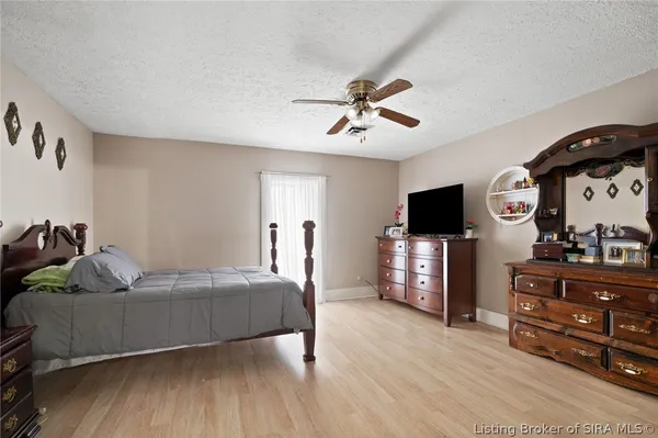 $265,000 | 517 East Walnut Street, Corydon, IN 47112