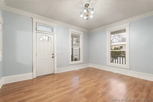 $265,000 | 517 East Walnut Street, Corydon, IN 47112