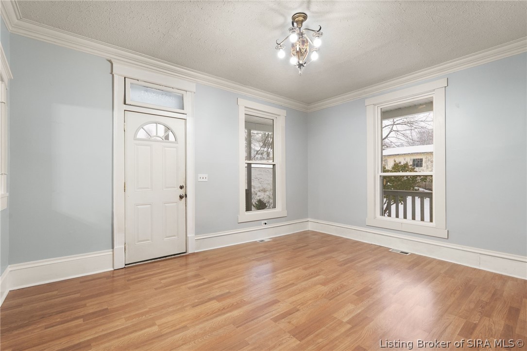 517 East Walnut Street Corydon, IN 47112 - Photo 9 of 57
