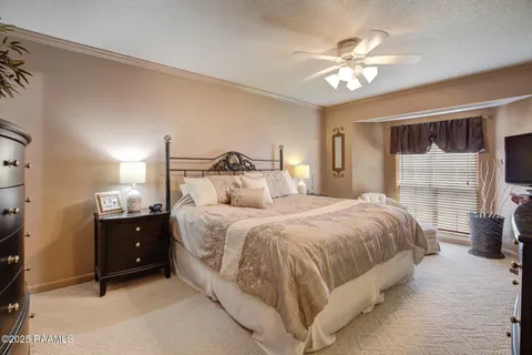 $285,000 | 208 Pontalba Drive, Lafayette, LA 70503