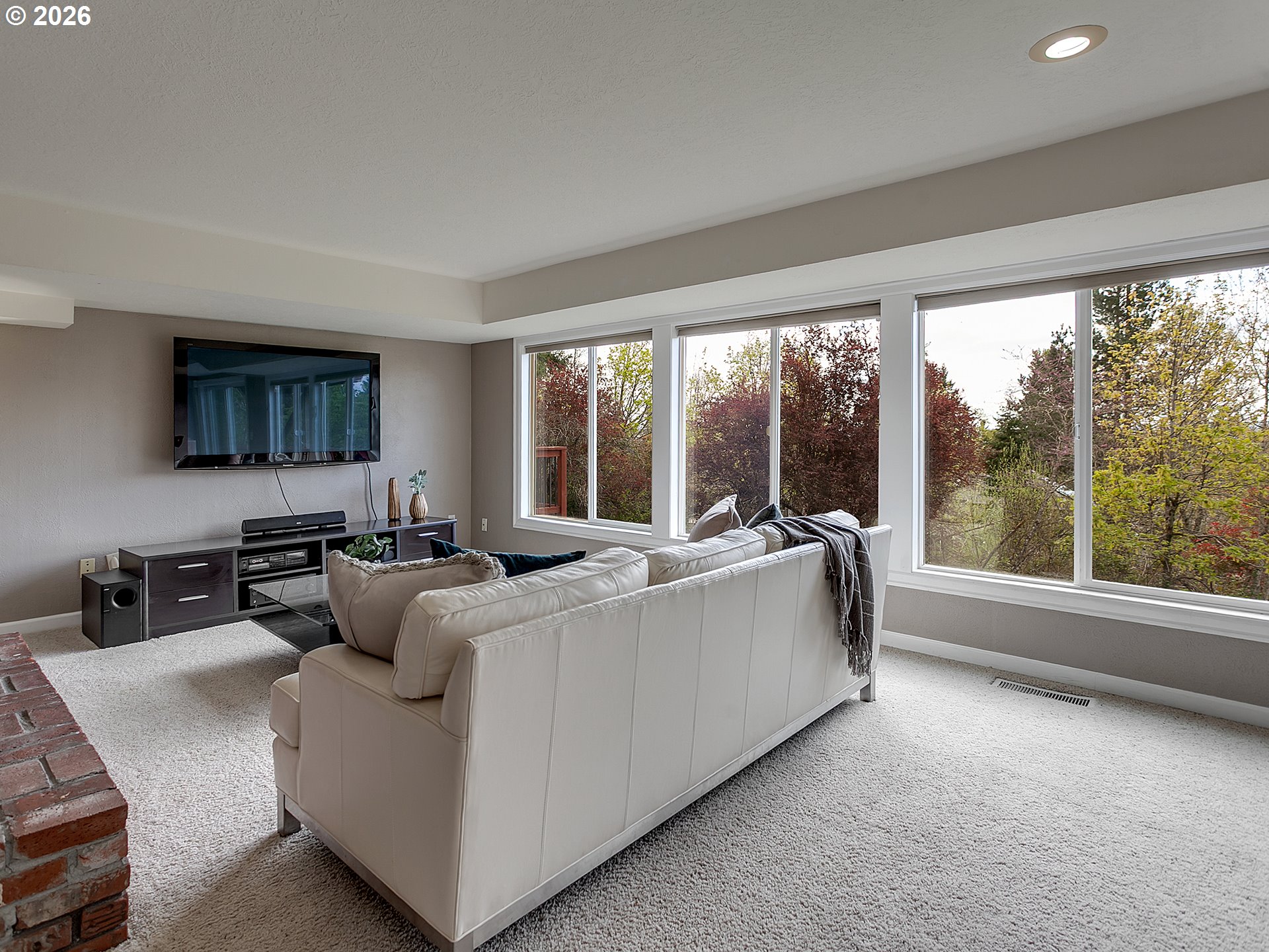 14740 Southwest Hawk Ridge Road Tigard, OR 97224 - Photo 22 of 48 Family Room