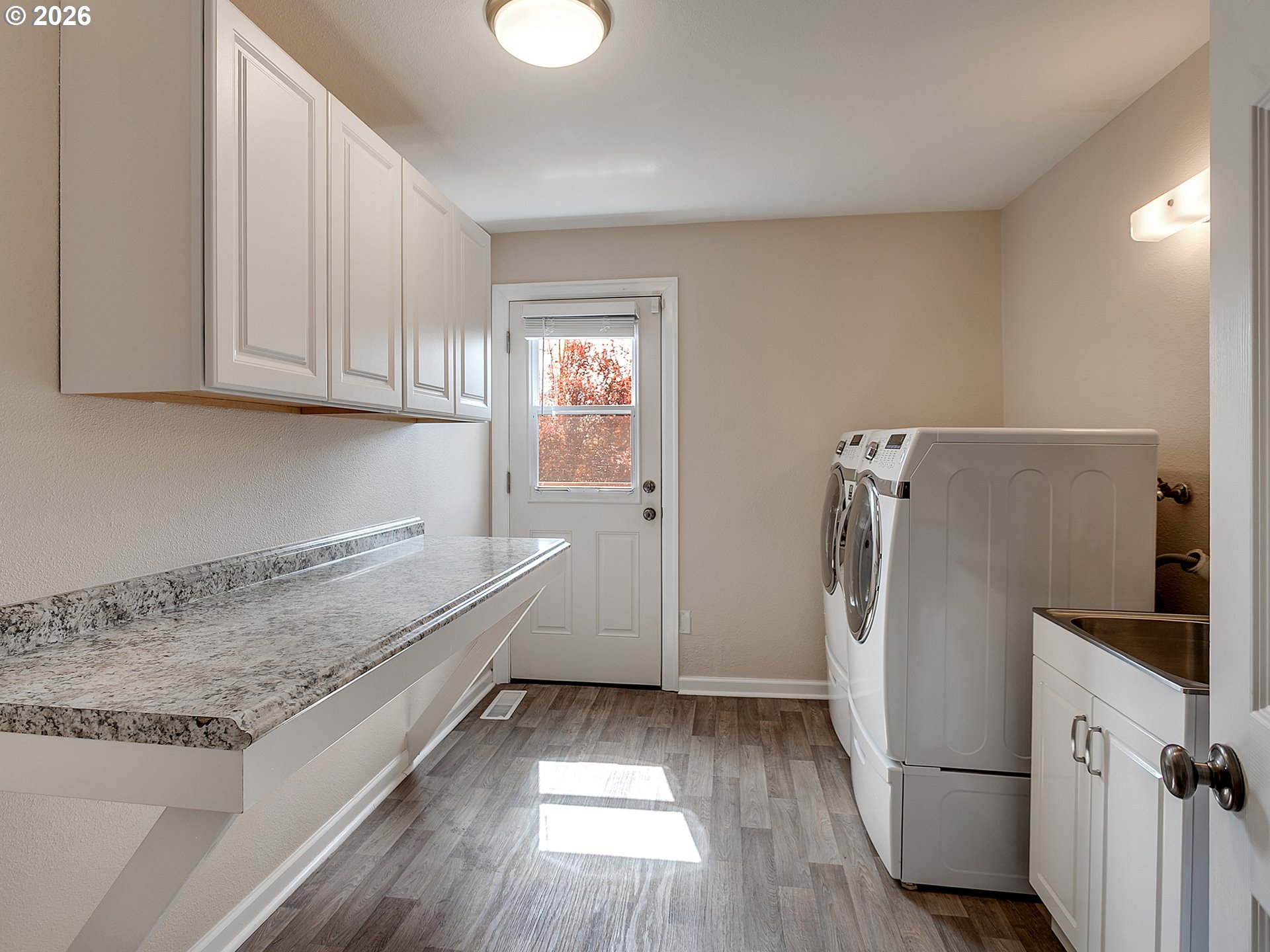 14740 Southwest Hawk Ridge Road Tigard, OR 97224 - Photo 36 of 48 Laundry