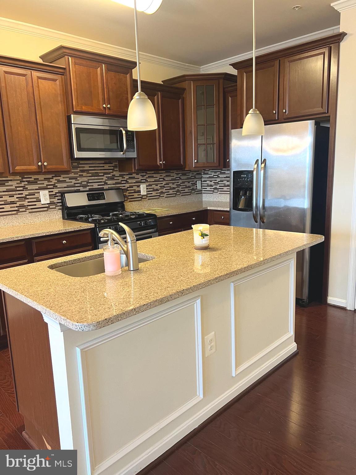 9138 Ruby Lockhart Boulevard Lanham, MD 20706 - Photo 6 of 20