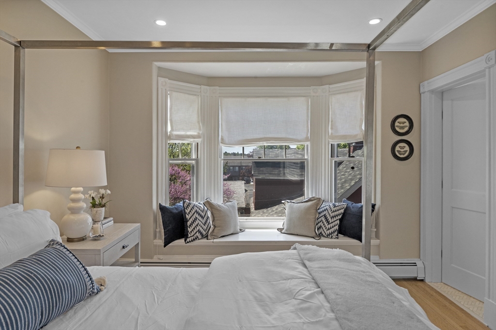 21 Union Street Manchester, MA 01944 - Photo 11 of 29