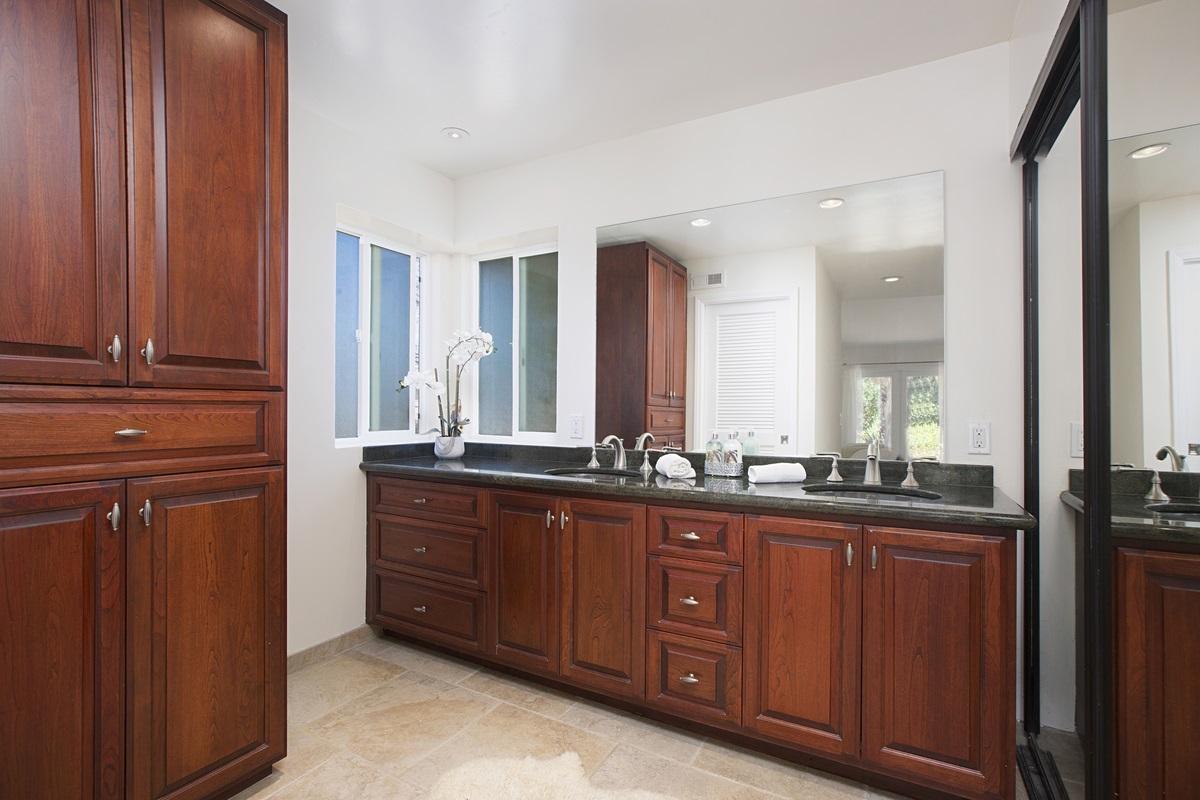 14057 Riverbend Road Poway, CA 92064 - Photo 15 of 24