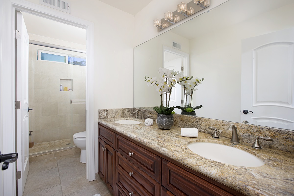 14057 Riverbend Road Poway, CA 92064 - Photo 17 of 24