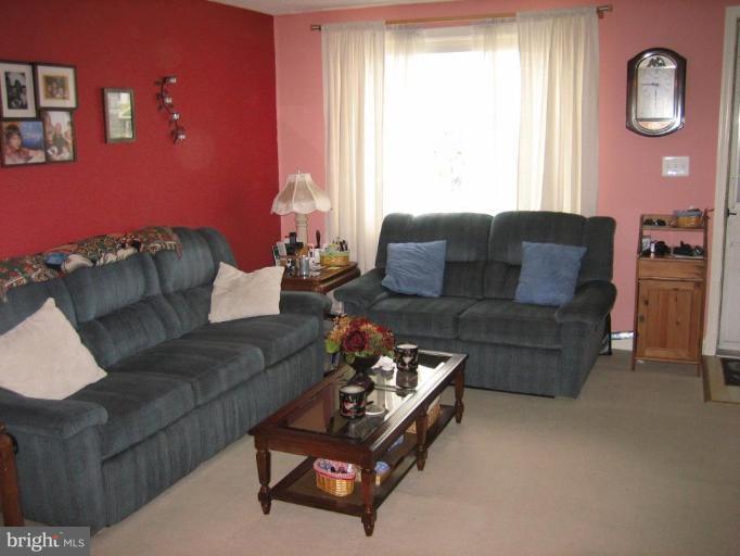 7459 Lawrence Road Dundalk, MD 21222 - Photo 9 of 16 Living Room