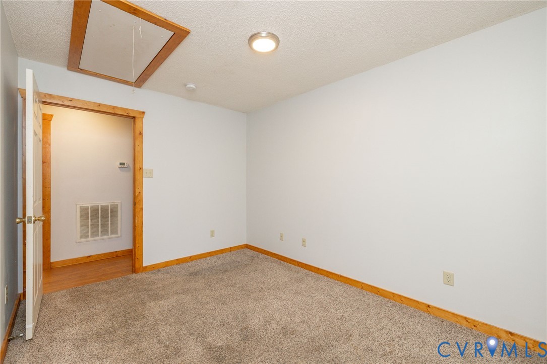 460 Horseshoe Road Jarratt, VA 23867 - Photo 15 of 24
