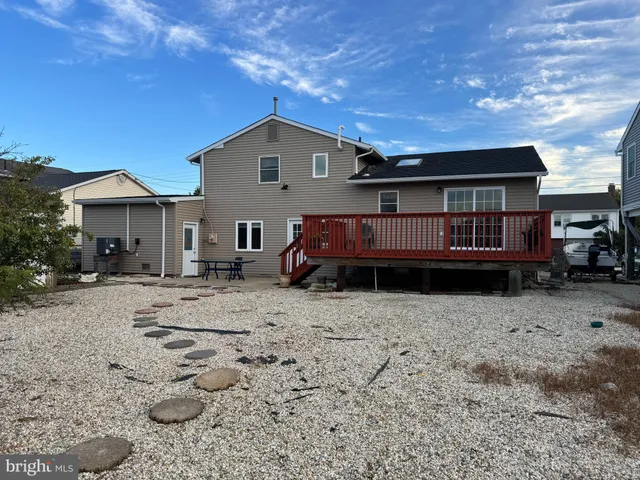 $2,600 | 122 East Navasink Drive, Tuckerton, NJ 08087