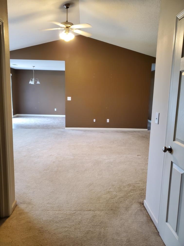 212 Reidville Road Williamston, SC 29697 - Photo 2 of 15