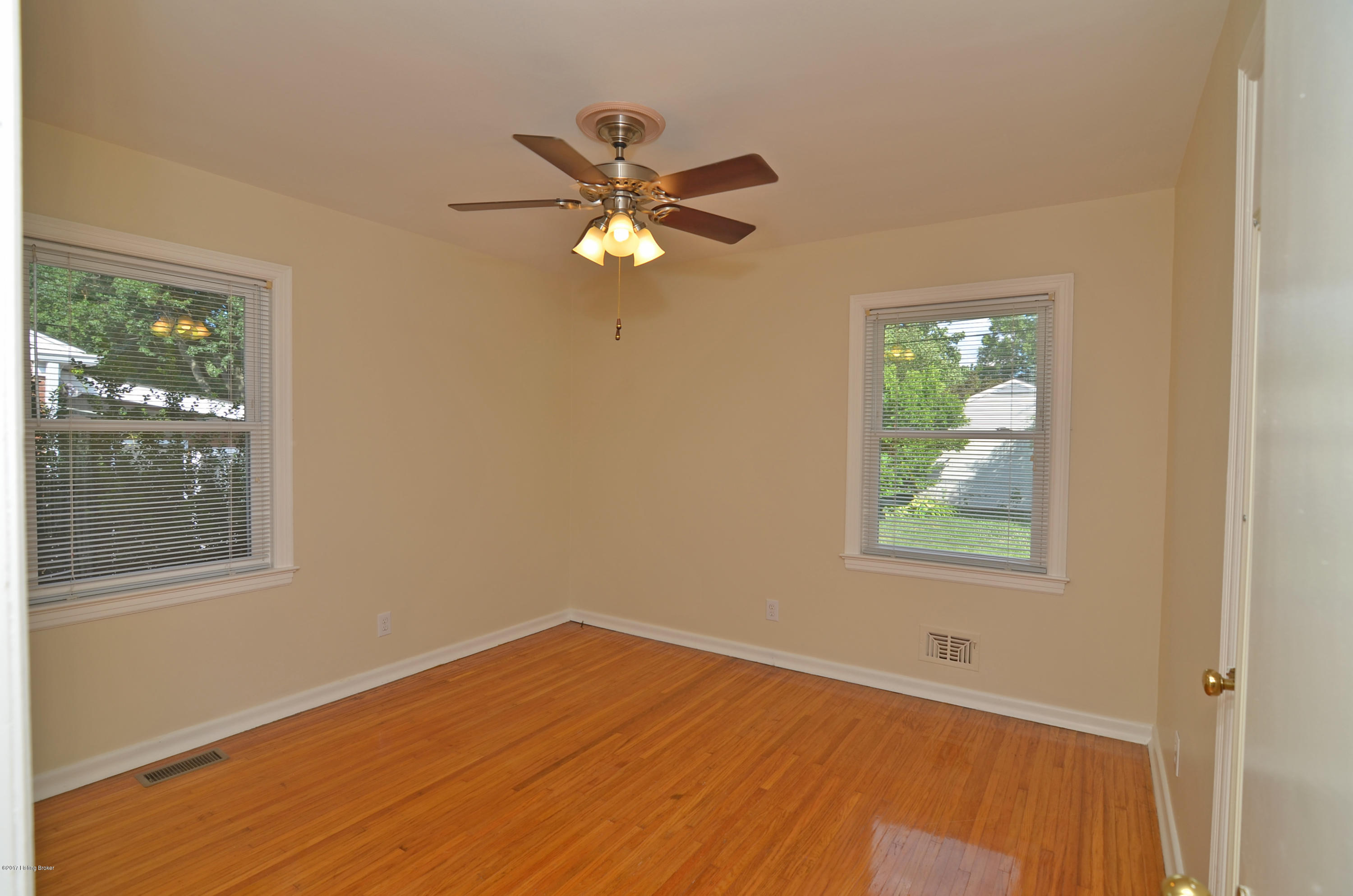 4322 Alicent Road Louisville, KY 40207 - Photo 15 of 27 Bedroom