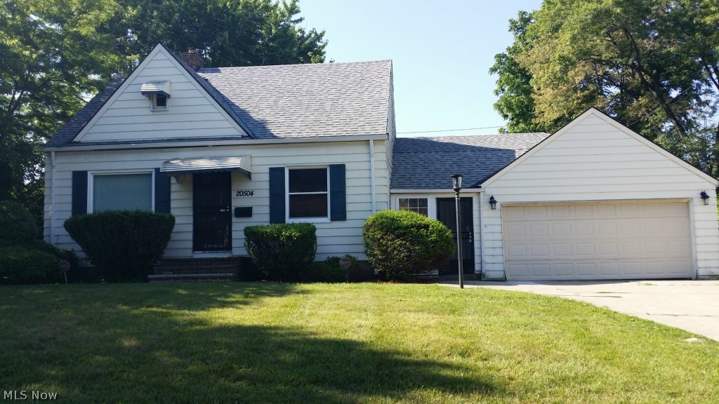 20504 Watson Road Maple Heights, OH 44137 - Photo 1 of 14 Front View
