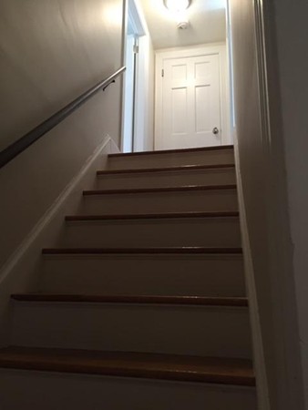 236 Laurelton Street Springfield, MA 01109 - Photo 9 of 11 Gallery Image 9