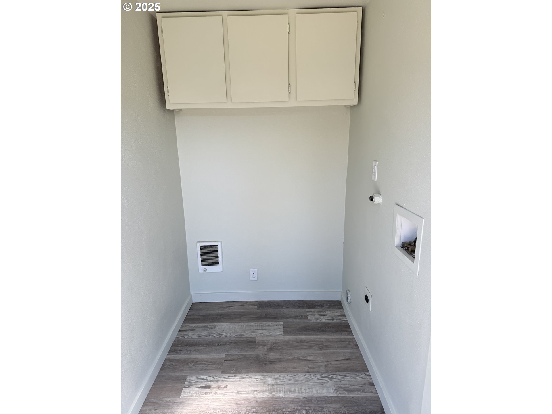 1965 D Street Springfield, OR 97477 - Photo 10 of 24