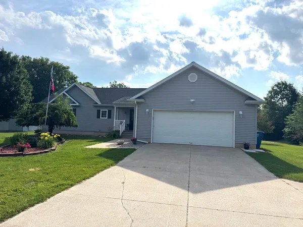 $459,900 | 14021 Pardee Road, Buchanan, MI 49107