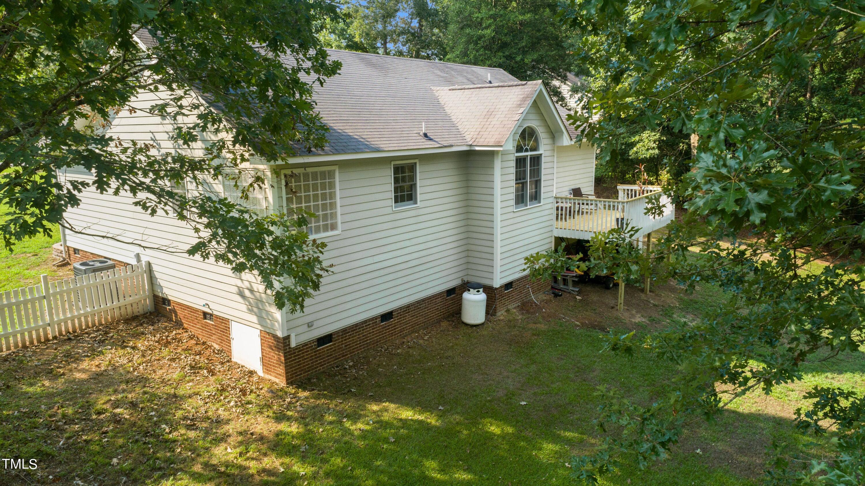 184 Ridge Way Lane Clayton, NC 27520 - Photo 26 of 35 DJI_0390