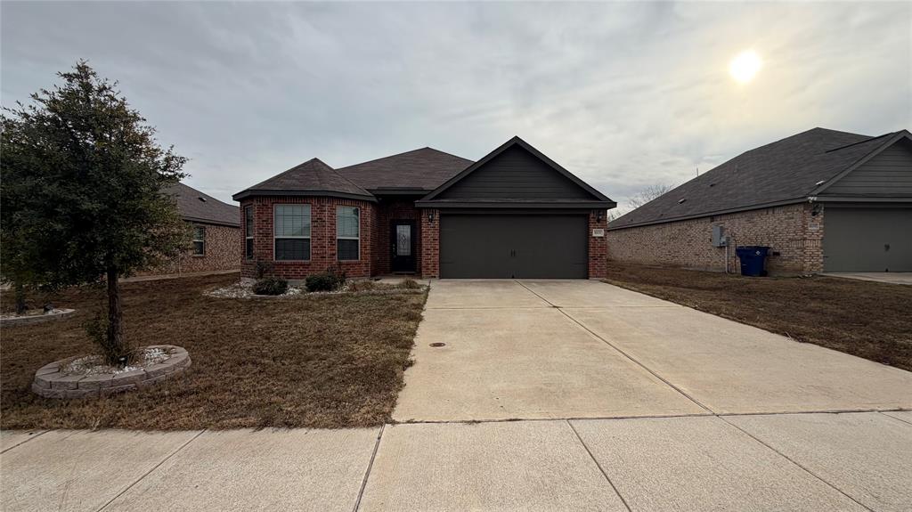 1601 Conley Lane Crowley, TX 76036 - Photo 2 of 16