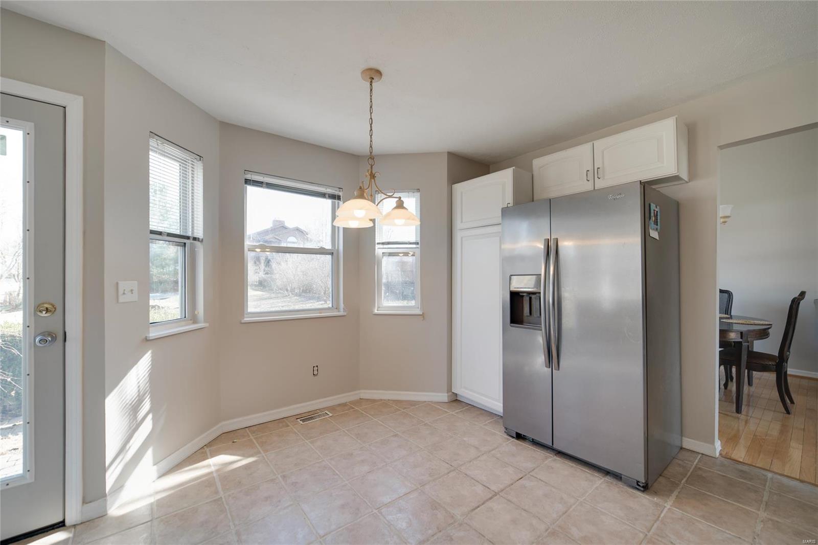950 Hemingway Lane Weldon Spring, MO 63304 - Photo 13 of 36
