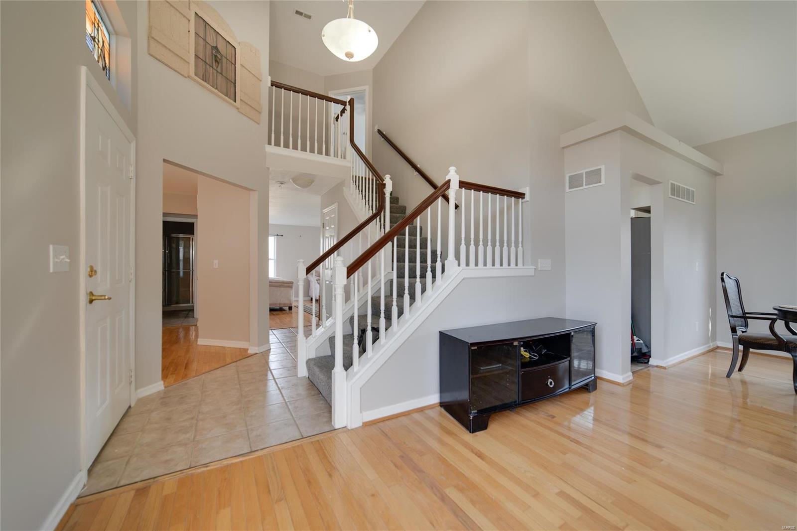 950 Hemingway Lane Weldon Spring, MO 63304 - Photo 3 of 36