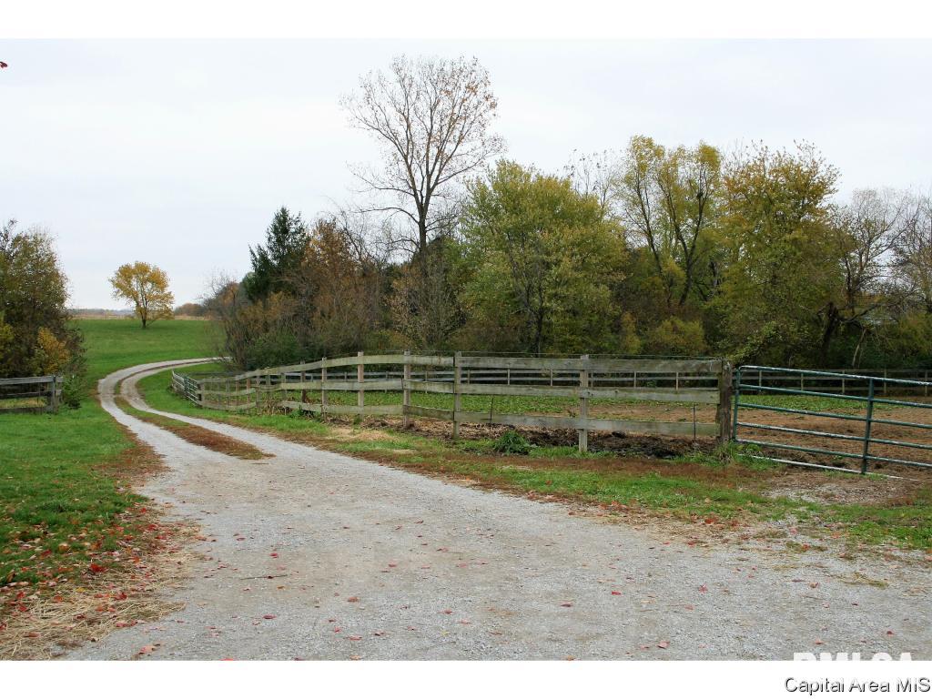 2201 Jostes Road Rochester, IL 62563 - Photo 26 of 31