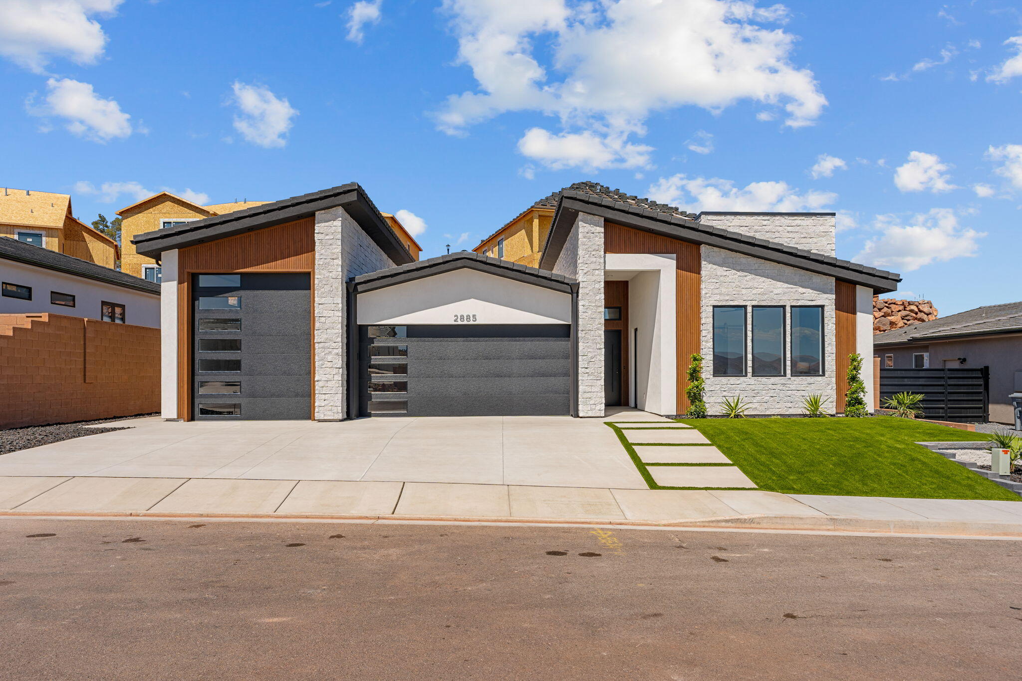 2885 East View Pointe Drive Washington, UT 84780 - Photo 2 of 99 Front Exterior of House 1