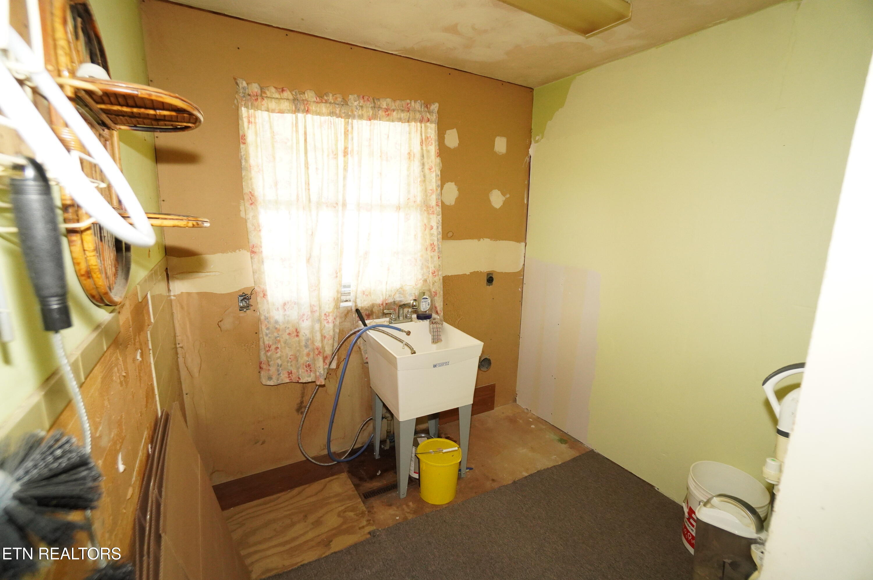 680 Hale Brook Road Newport, TN 37821 - Photo 20 of 38 updated 5-4-26 (11)