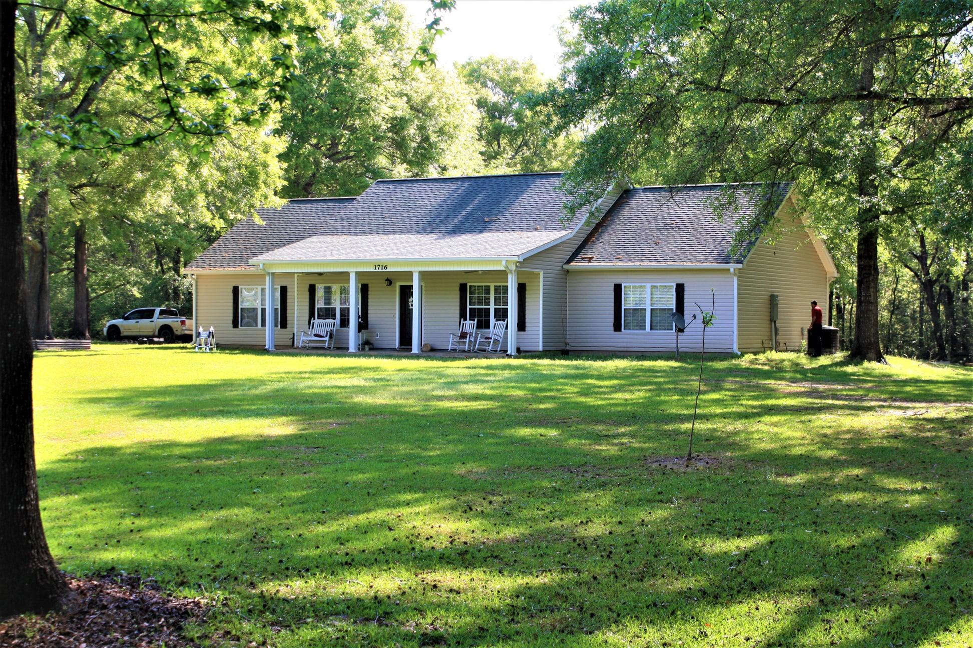1716 McLeod Road Ponce de Leon, FL 32455 - Photo 1 of 1 Mcleod