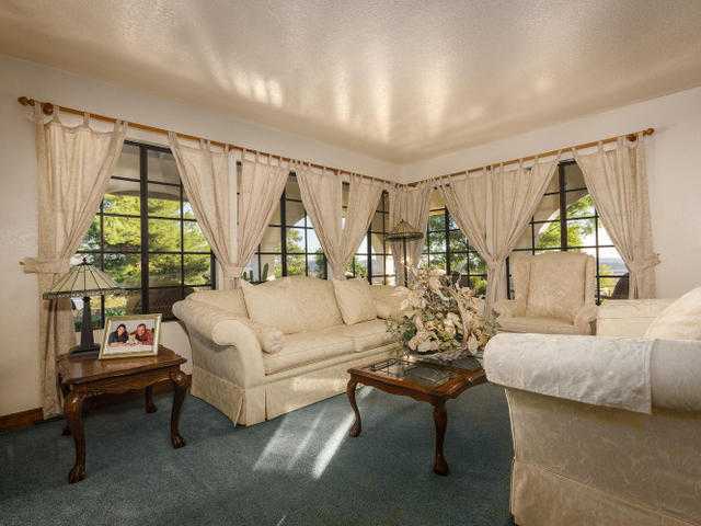 14544 Cedar Ridge Court Poway, CA 92064 - Photo 3 of 25 Gallery Image 3