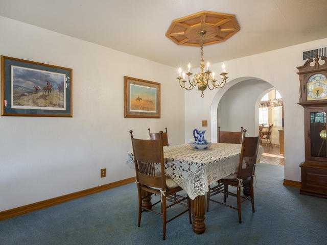 14544 Cedar Ridge Court Poway, CA 92064 - Photo 4 of 25 Gallery Image 4