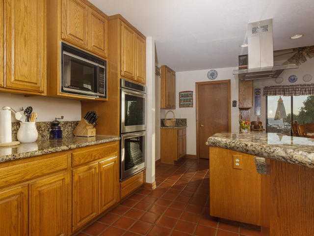 14544 Cedar Ridge Court Poway, CA 92064 - Photo 7 of 25 Gallery Image 7