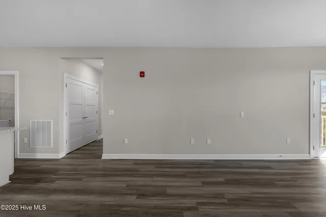 $1,850 | 2272 Dolphin Shores Drive Southwest, Unit 407, Supply, NC 28462