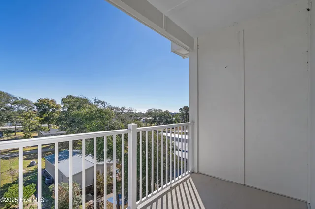 $1,850 | 2272 Dolphin Shores Drive Southwest, Unit 407, Supply, NC 28462