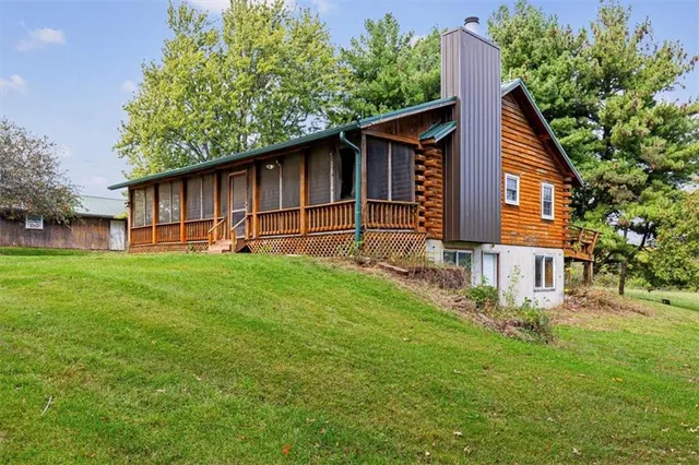 $975,000 | 14805 Southeast McBee Chappel Drive, Braymer, MO 64624