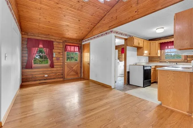 $975,000 | 14805 Southeast McBee Chappel Drive, Braymer, MO 64624