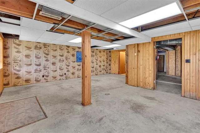 $975,000 | 14805 Southeast McBee Chappel Drive, Braymer, MO 64624